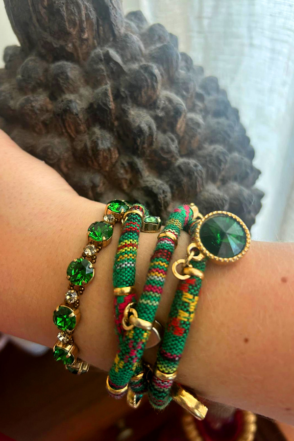 NIECH INNE ZZIELENIEJĄ Z ZAZDROŚCI