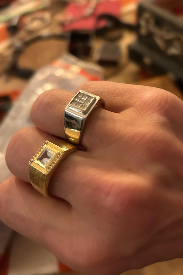 ULA 20 LAT PÓŹNIEJ. WIERNA SWOIM NAMIĘTNOŚCIOM