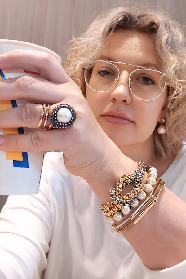 DONATA. PERŁY WSZĘDZIE. INNA NIE BĘDZIE