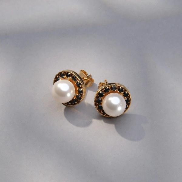 Duże kolczyki z perłą i czarnymi kryształami. PERŁOWE MIRAŻE