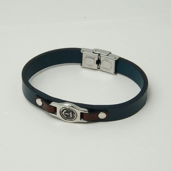 Męska bransoletka ze skóry z ozdobną kotwicą. CHŁODNA PRECYZJA