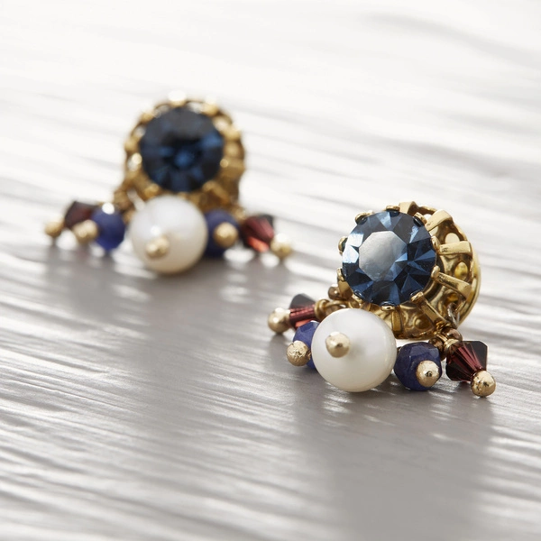 Pozłacane kolczyki z perłami i granatowymi kryształami. NIEZWYKŁY PODARUNEK